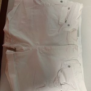 Gap White shorts